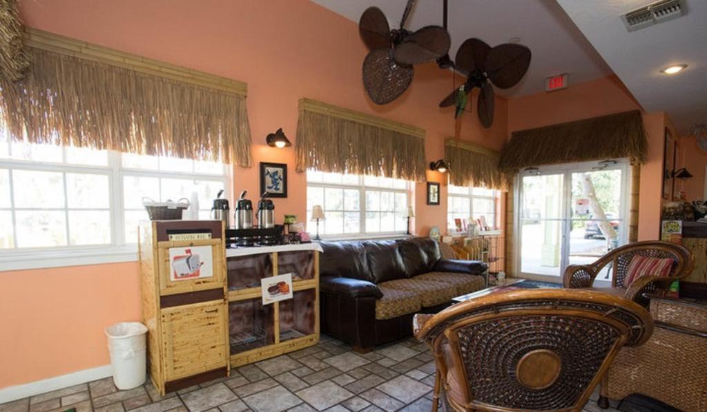 Tropical Palms Premium Two-Bedroom Loft Cottage 77 Орландо Екстериор снимка